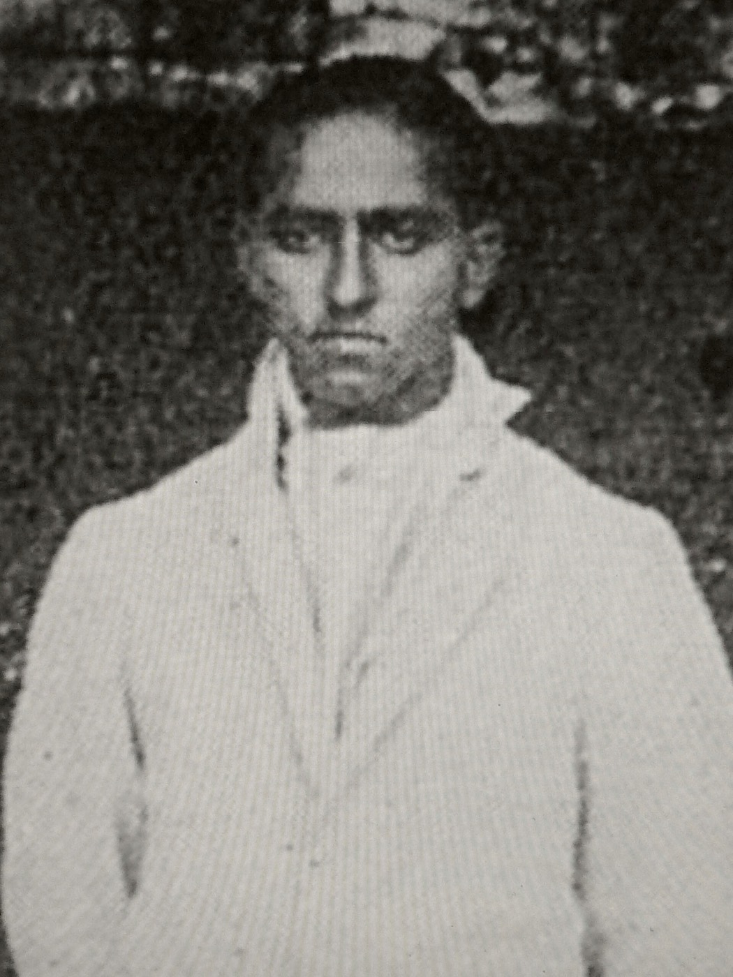कैम्ब्रिज विश्वविद्यालय की एकादश की समूह तस्वीर, जो 15 जुलाई 1925 को छपी थी; कुमार श्री दलीपसिंहजी इसमें पीछे की क़तार में सबसे बाएँ हैं
