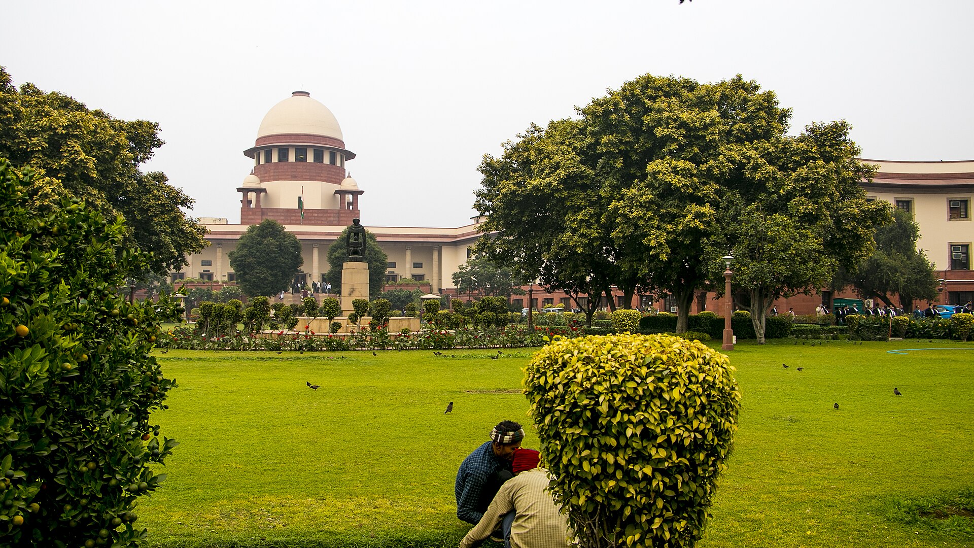 नई दिल्ली में सुप्रीम कोर्ट का परिसर