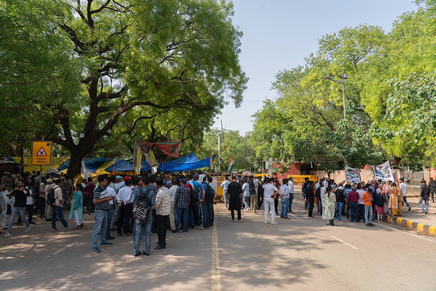 दिल्ली के जंतर-मंतर पर पहलवानों के धरने का स्थल। यह तस्वीर 6 मई 2023 की है, यानी उन दो समितियों के बनने के महीनों बाद की